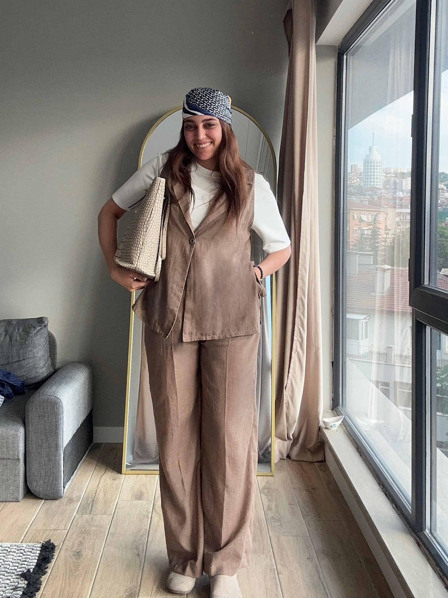 ست وست و شلوار قهوه اي 